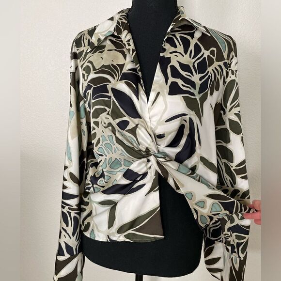 NWT Zara Tropical Print Top - Picture 3 of 15